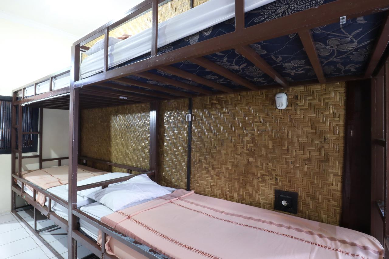 Ubud Kartini Hostel Exterior foto