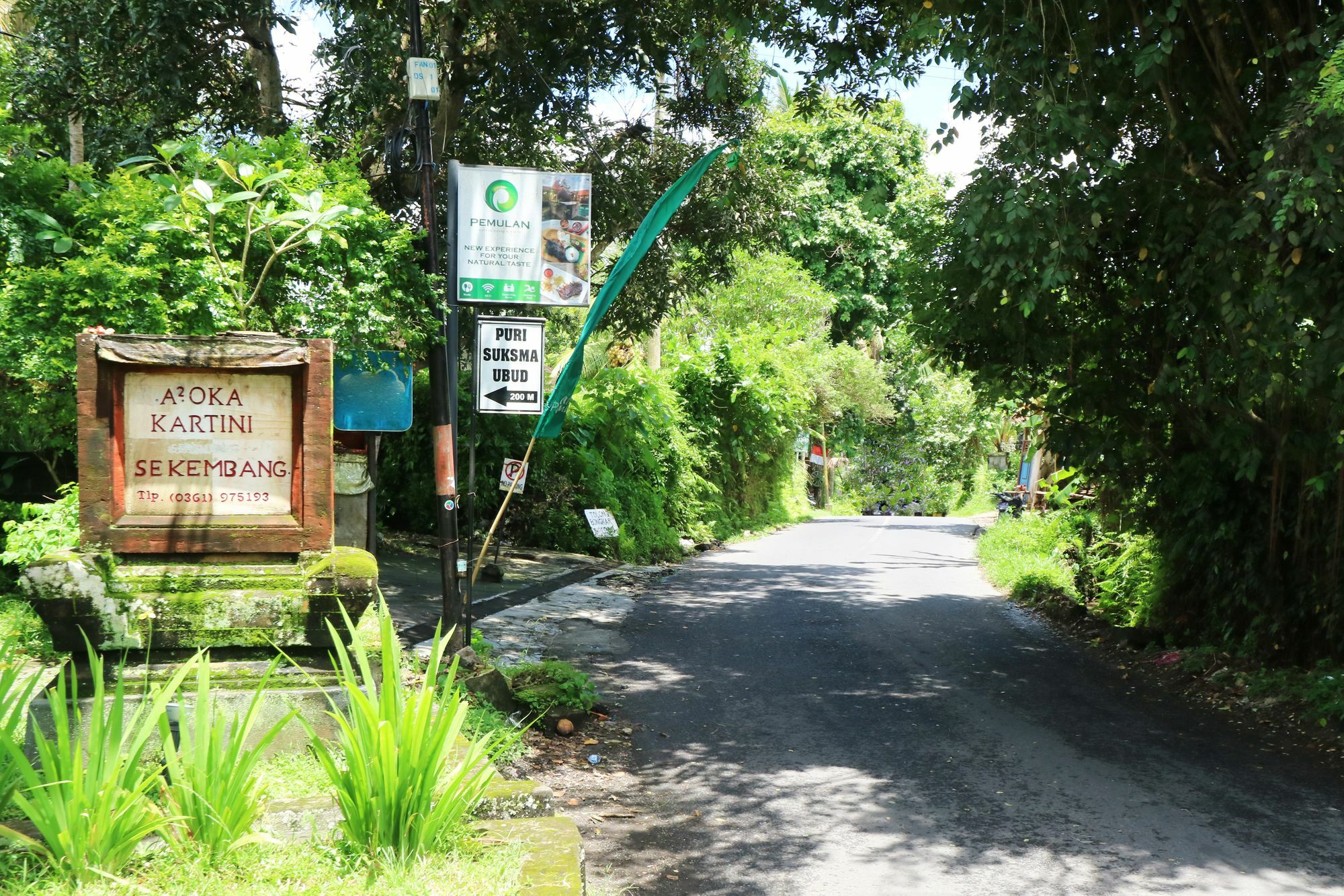 Ubud Kartini Hostel Exterior foto