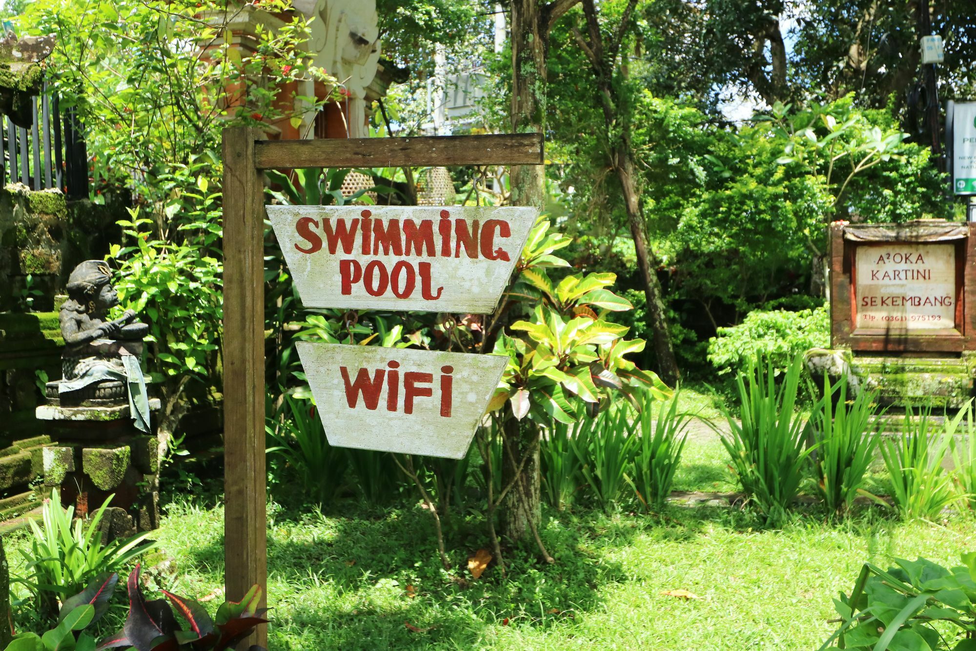 Ubud Kartini Hostel Exterior foto